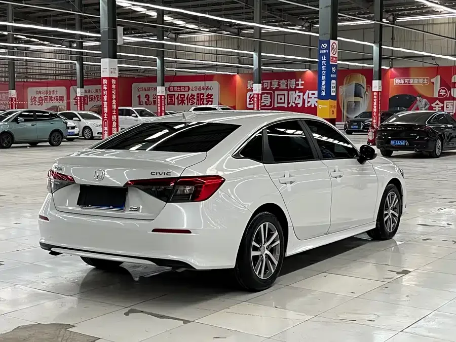 Honda Civic 2023 Civic 240TURBO CVT Power Edition 2025 — миниатюра 5