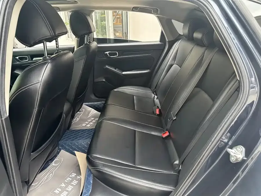 Honda Civic 2023 Civic 240TURBO CVT Power Edition 2023 — миниатюра 3