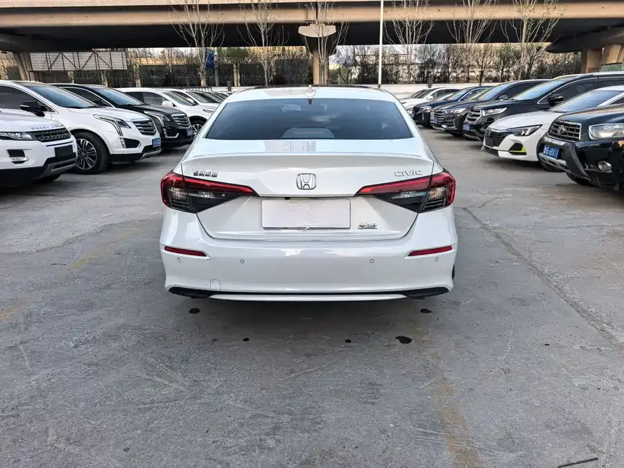 Honda Civic 2022 Civic 240TURBO CVT Power Control Edition 2022 — миниатюра 3