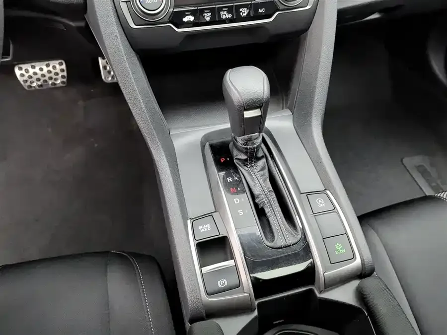 Honda Civic Civic 2021 HATCHBACK 220TURBO CVT Cool Control 2022 — миниатюра 4