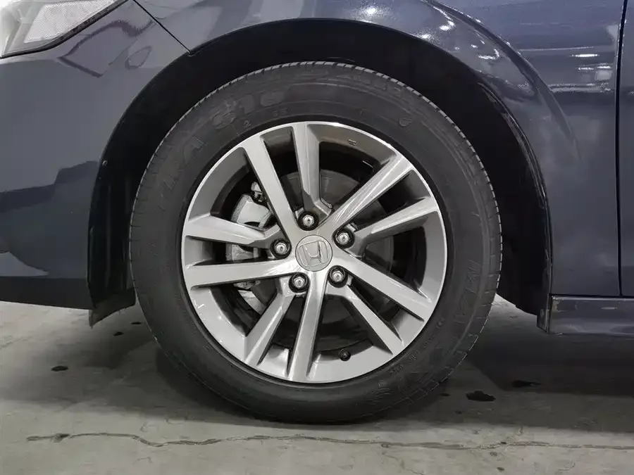 Honda Civic 2022 Civic 240TURBO CVT Dynamic Edition 2024 — миниатюра 5
