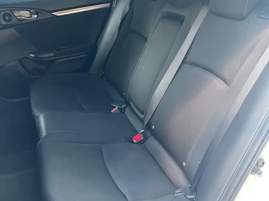 Honda Civic Civic 2021 HATCHBACK 220TURBO CVT Cool Control 2022 — миниатюра 3