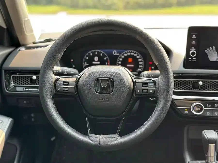Honda Civic 2023 Civic 240TURBO CVT Power Edition 2023 — миниатюра 4