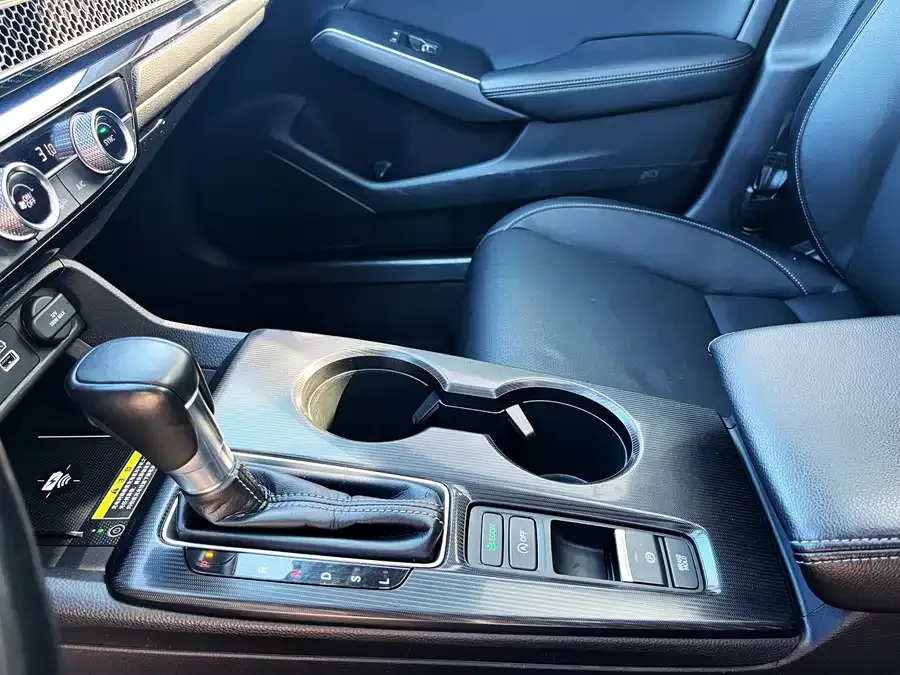 Honda Civic 2022 Civic 240TURBO CVT Power Control Edition 2023 — миниатюра 3