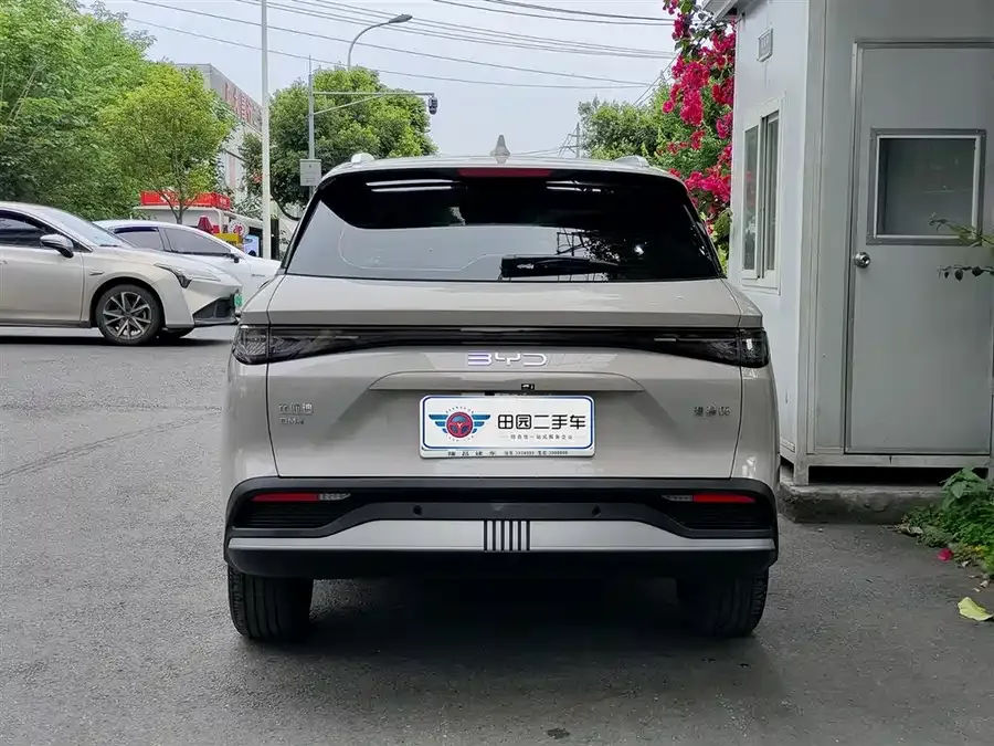 BYD Sea Lion 05 DM-i Sea Lion 05 DM-i 2025 DM-i 75KM Luxury 2024 — миниатюра 2