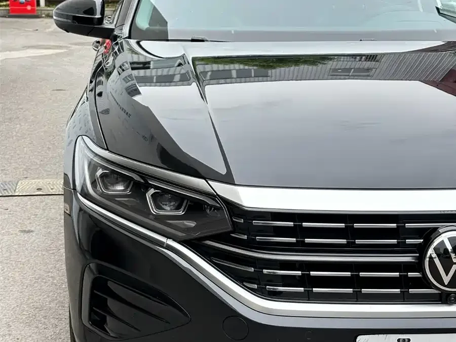 Volkswagen Passat Passat 2022 380TSI Flagship Edition 2022 — миниатюра 4