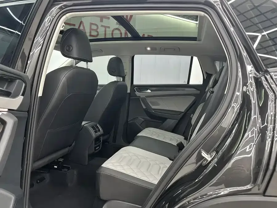Volkswagen Tayron Tanyue 2023 280TSI 2WD Luxury Plus Advanced Edition 2023 — миниатюра 2