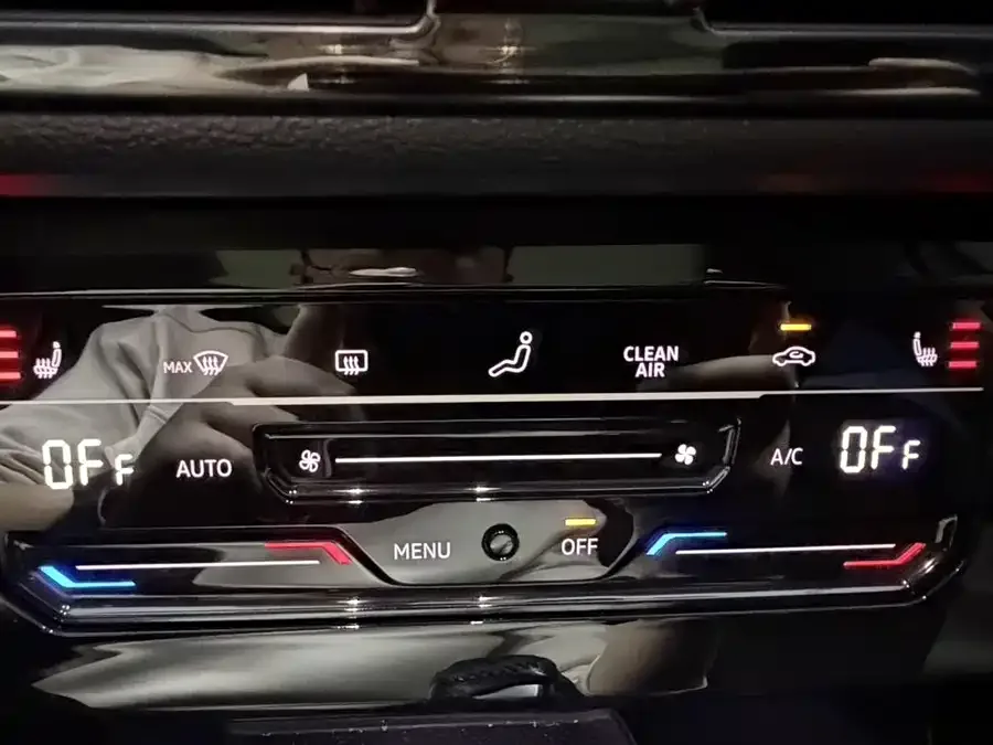 Volkswagen Tayron Tanyue 2022 280TSI 2WD Luxury Smart Edition 2022 — миниатюра 4