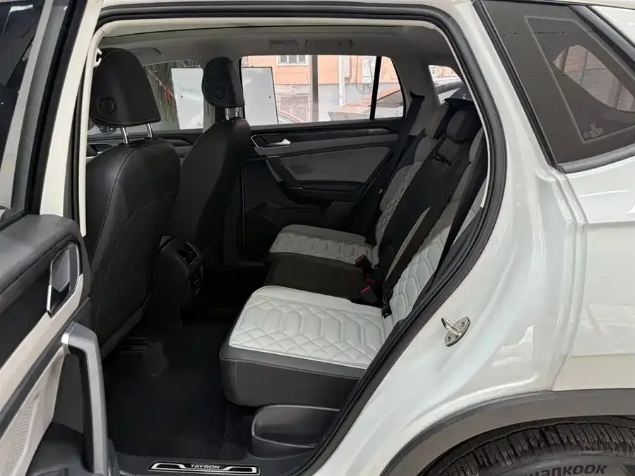 Volkswagen Tayron Tanyue 2023 280TSI 2WD Luxury Plus Advanced Edition 2023 — миниатюра 5