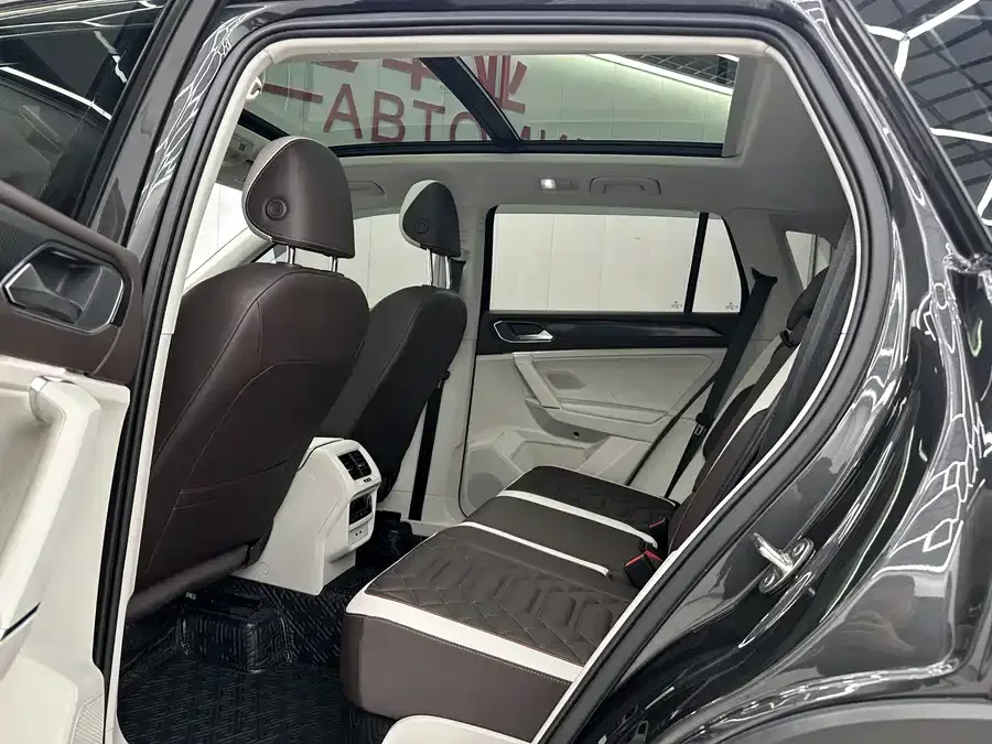 Volkswagen Tayron Tanyue 2023 280TSI 2WD Luxury Plus Advanced Edition 2023 — миниатюра 2