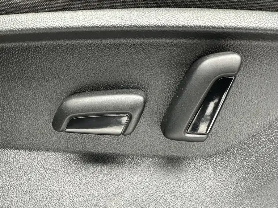 Volkswagen Tayron Tanyue 2023 280TSI 2WD Luxury Plus Advanced Edition 2023 — миниатюра 4