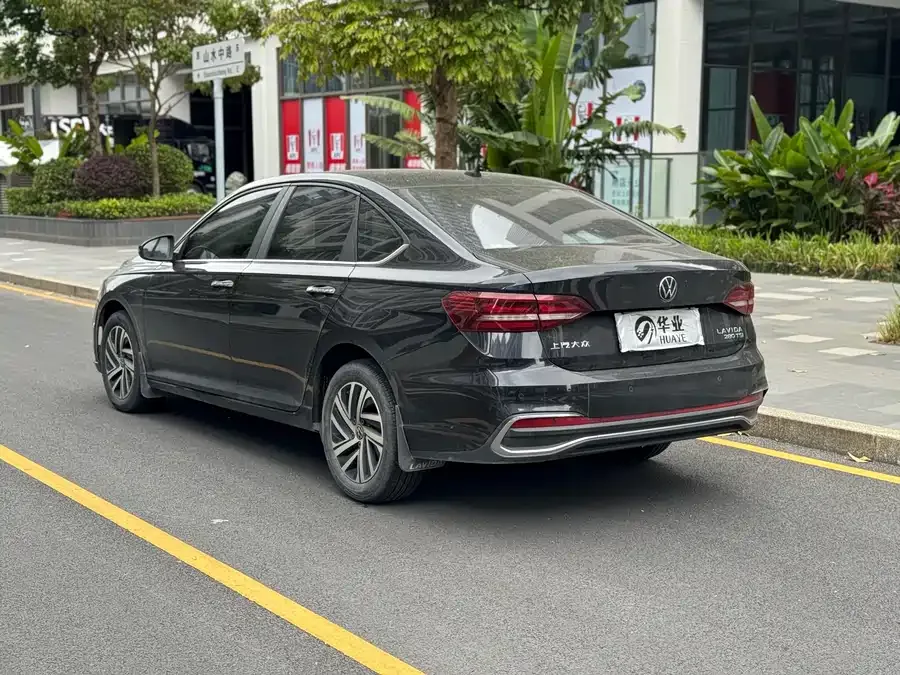 Volkswagen Lavida Lavida 2023 280TSI DSG Full Edition 2022 — миниатюра 3