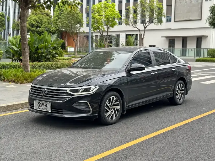Volkswagen Lavida Lavida 2023 280TSI DSG Full Edition 2022 — фото 1, купить с доставкой в Москву