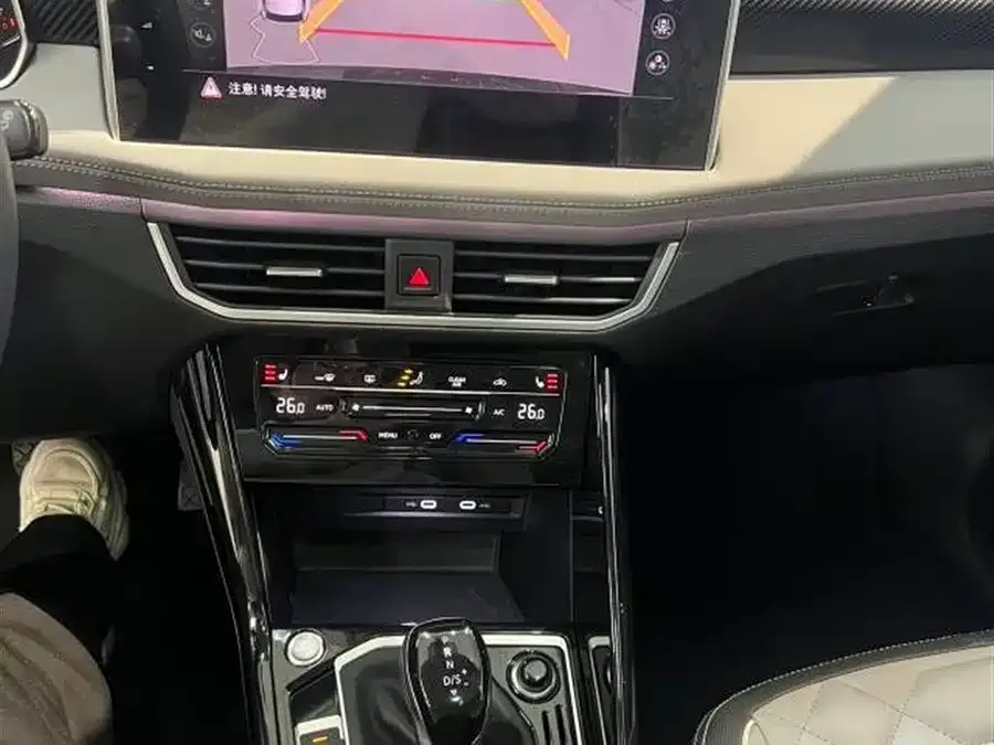 Volkswagen Tayron Tanyue 2023 280TSI 2WD Luxury Plus Advanced Edition 2023 — миниатюра 4