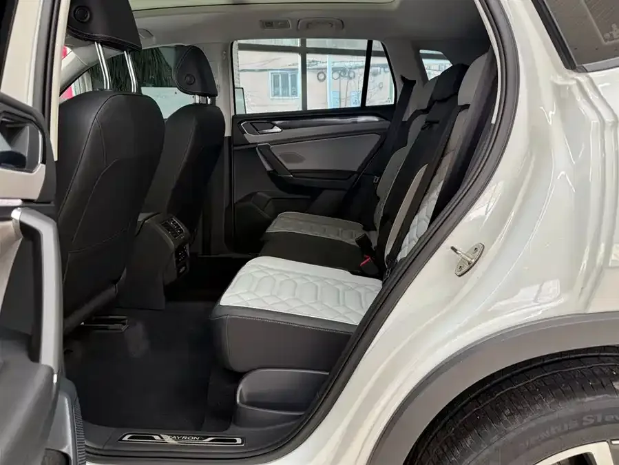 Volkswagen Tayron Tanyue 2023 280TSI 2WD Luxury Plus Advanced Edition 2023 — миниатюра 5