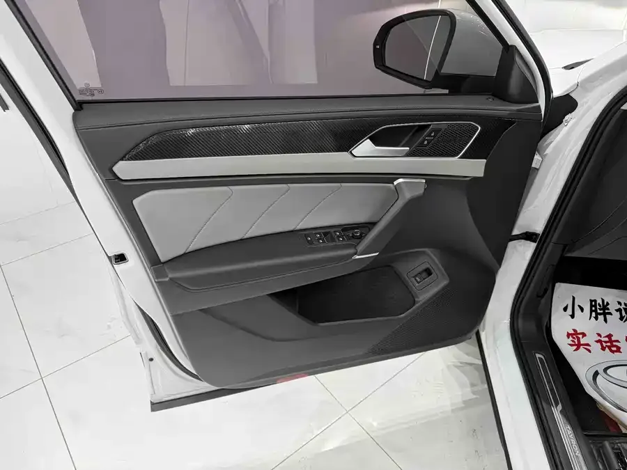Volkswagen Tayron Tanyue 2023 280TSI 2WD Luxury Plus Advanced Edition 2022 — миниатюра 4