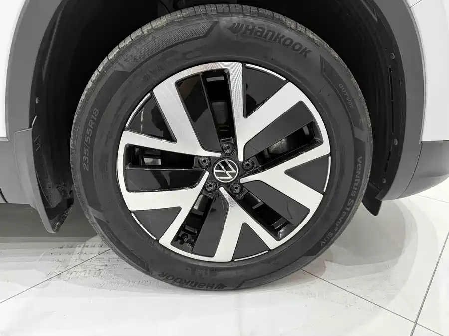 Volkswagen Tayron Tanyue 2023 280TSI 2WD Luxury Plus Advanced Edition 2022 — миниатюра 5
