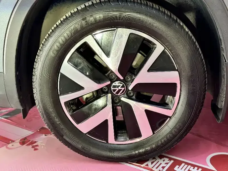 Volkswagen Tayron Tanyue 2023 280TSI 2WD Luxury Plus Advanced Edition 2022 — миниатюра 3
