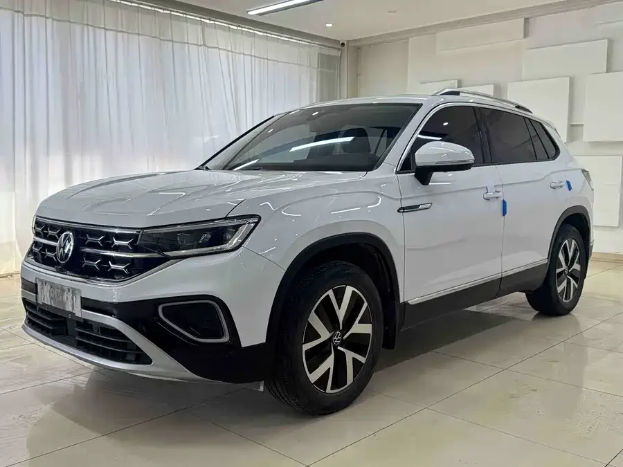 Volkswagen Tayron Tanyue 2023 280TSI 2WD Luxury Plus Advanced Edition 2022 — фото 1, купить с доставкой в Москву