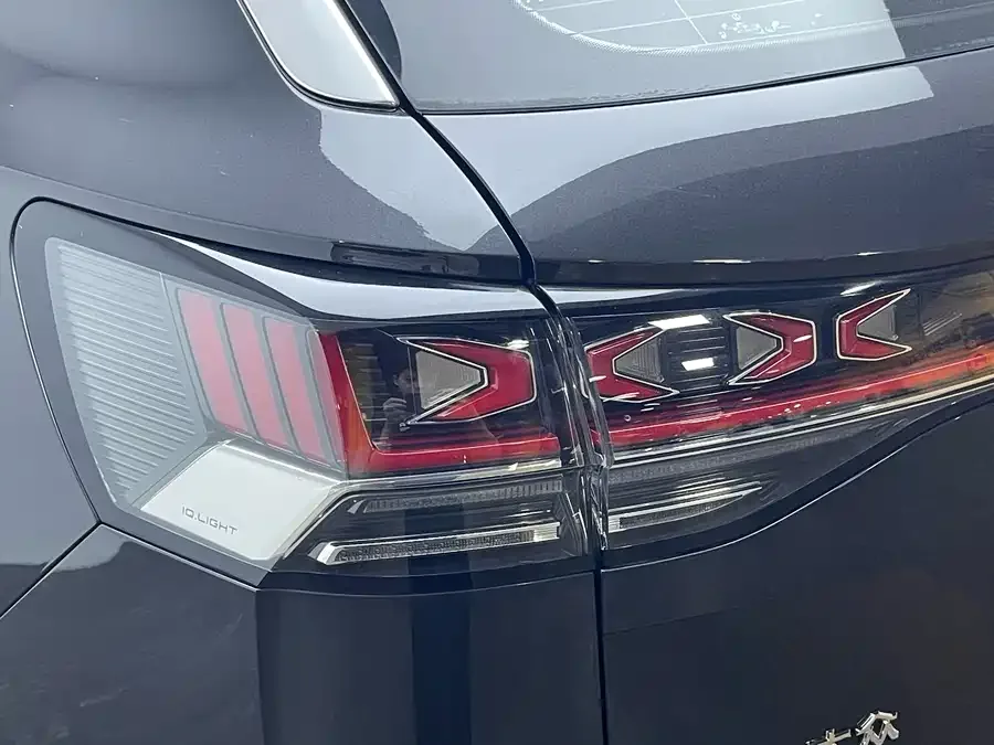Volkswagen Tayron Tanyue 2023 330TSI 2WD Luxury Plus Advanced Edition 2023 — миниатюра 3