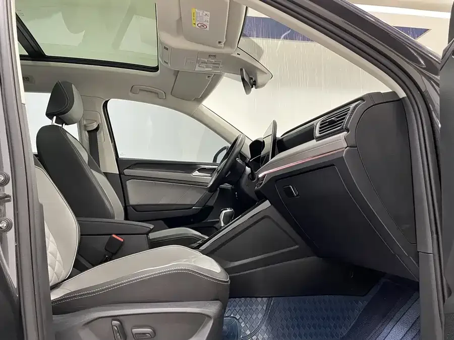 Volkswagen Tayron Tanyue 2023 280TSI 2WD Luxury Plus Advanced Edition 2023 — миниатюра 2