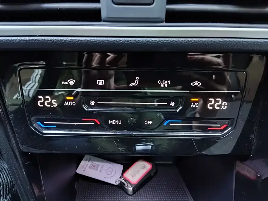 Volkswagen Tayron Tanyue 2023 280TSI 2WD Luxury Plus Advanced Edition 2022 — миниатюра 4