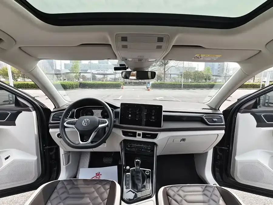 Volkswagen Tayron Tanyue 2023 280TSI 2WD Luxury Plus Advanced Edition 2023 — миниатюра 4
