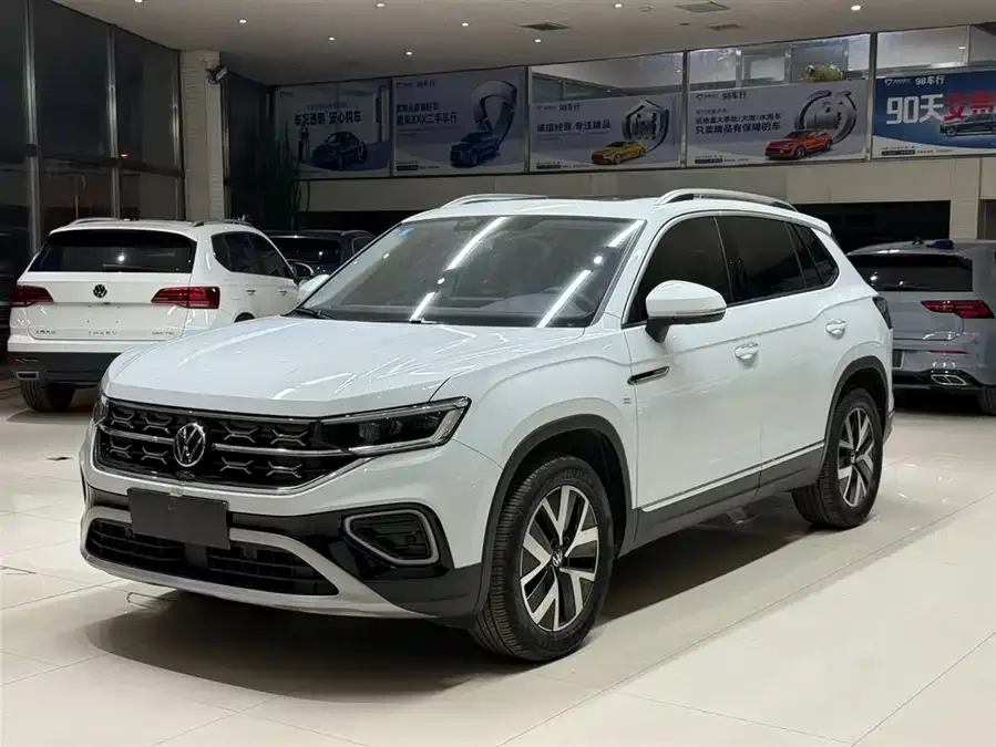 Volkswagen Tayron Tanyue 2023 280TSI 2WD Luxury Plus Advanced Edition 2023 — фото 1, купить с доставкой в Москву