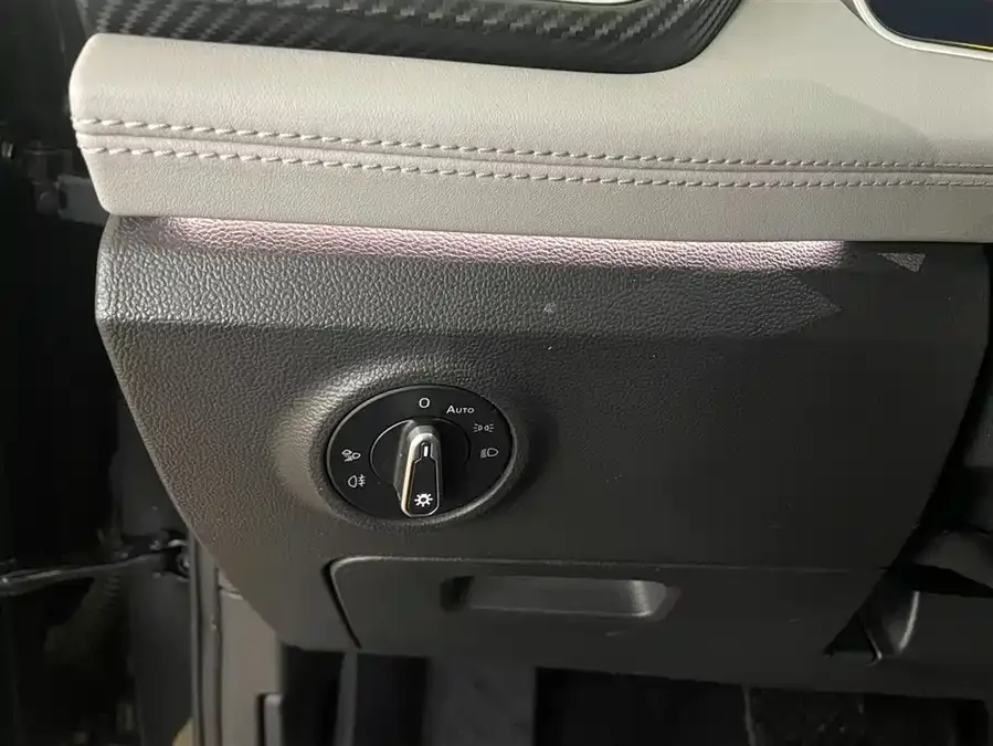 Volkswagen Tayron Tanyue 2023 280TSI 2WD Luxury Plus Advanced Edition 2023 — миниатюра 3