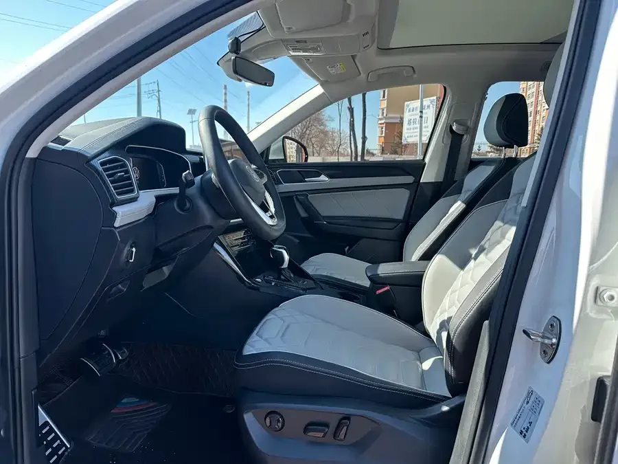 Volkswagen Tayron Tanyue 2023 280TSI 2WD Luxury Plus Advanced Edition 2023 — миниатюра 3