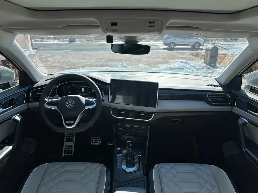 Volkswagen Tayron Tanyue 2023 280TSI 2WD Luxury Plus Advanced Edition 2023 — миниатюра 4
