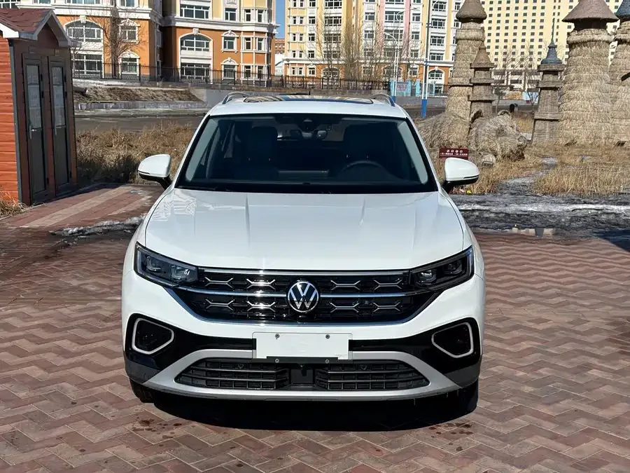 Volkswagen Tayron Tanyue 2023 280TSI 2WD Luxury Plus Advanced Edition 2023 — фото 1, купить с доставкой в Москву