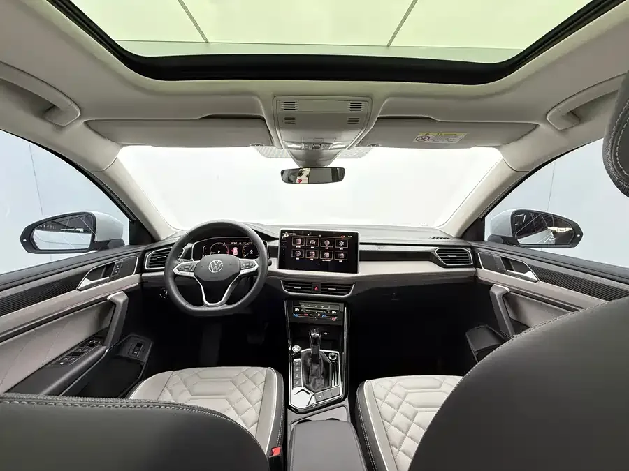 Volkswagen Tayron Tanyue 2023 280TSI 2WD Luxury Plus Advanced Edition 2022 — миниатюра 3