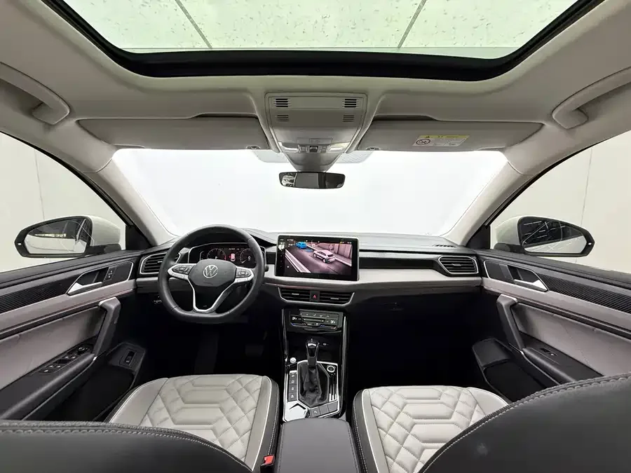 Volkswagen Tayron Tanyue 2023 280TSI 2WD Luxury Plus Advanced Edition 2022 — миниатюра 3