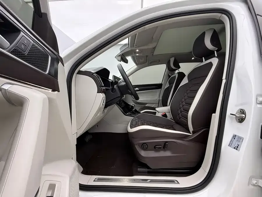 Volkswagen Tayron Tanyue 2023 280TSI 2WD Luxury Plus Advanced Edition 2022 — миниатюра 3