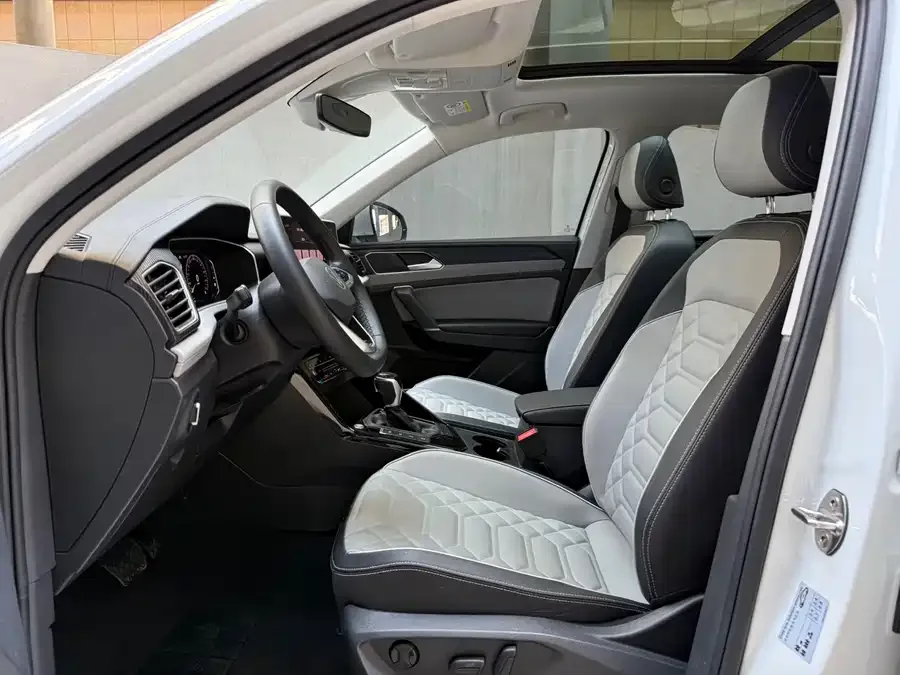 Volkswagen Tayron Tanyue 2023 280TSI 2WD Luxury Plus Advanced Edition 2023 — миниатюра 3