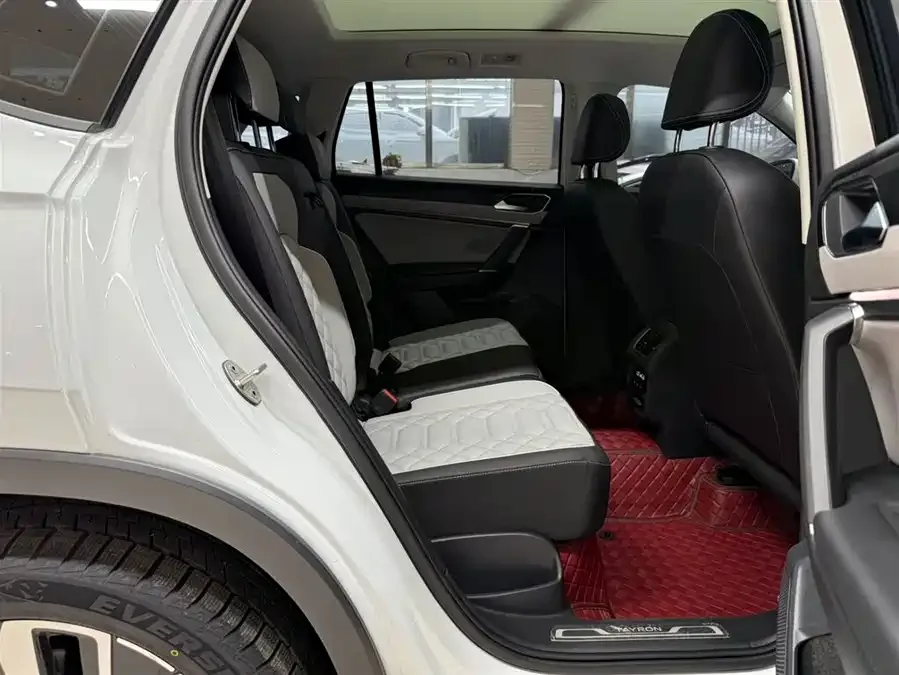 Volkswagen Tayron Tanyue 2023 280TSI 2WD Luxury Plus Advanced Edition 2023 — миниатюра 3