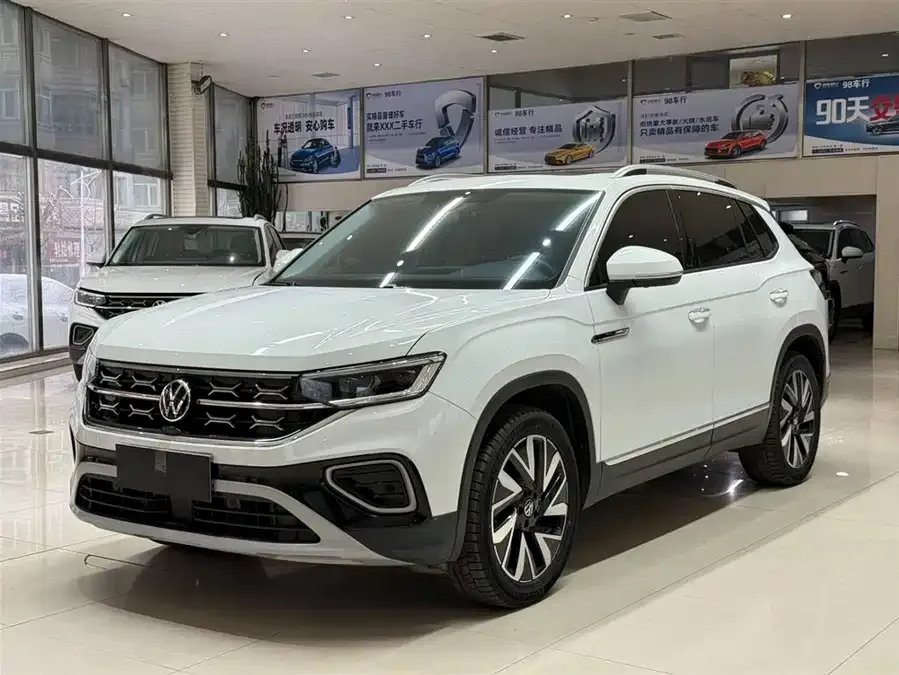 Volkswagen Tayron Tanyue 2023 280TSI 2WD Luxury Plus Advanced Edition 2023 — фото 1, купить с доставкой в Москву