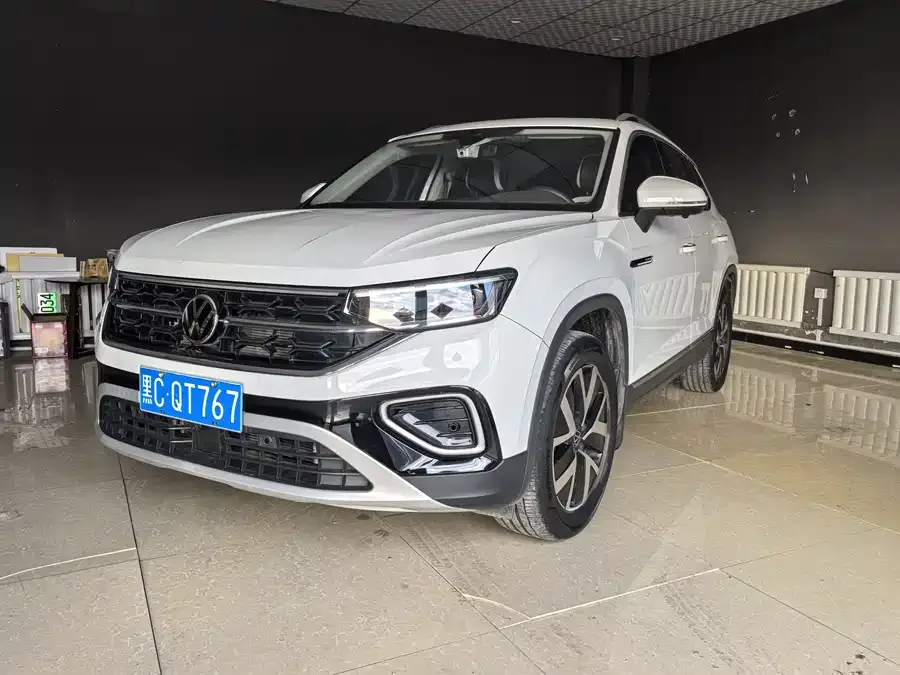 Volkswagen Tayron Tanyue 2023 280TSI 2WD Luxury Plus Advanced Edition 2022 — фото 1, купить с доставкой в Москву
