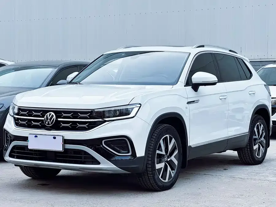 Volkswagen Tayron Tanyue 2023 280TSI 2WD Luxury Plus Advanced Edition 2023 — фото 1, купить с доставкой в Москву