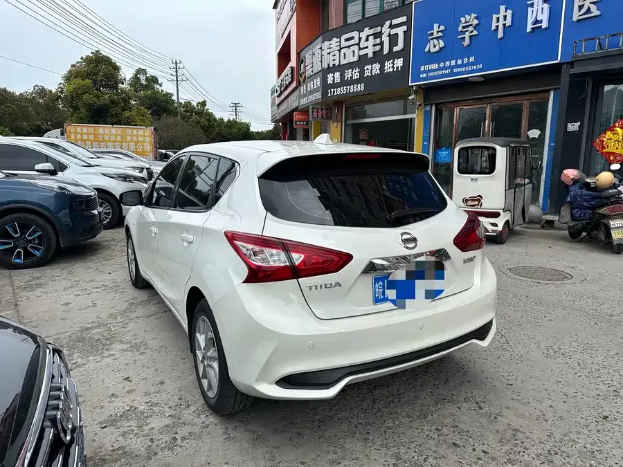 Nissan Tiida Tiida 2023 1.6L CVT cool version 2023 — миниатюра 4