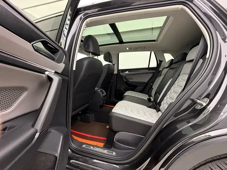 Volkswagen Tayron Tanyue 2023 280TSI 2WD Luxury Plus Advanced Edition 2022 — миниатюра 4