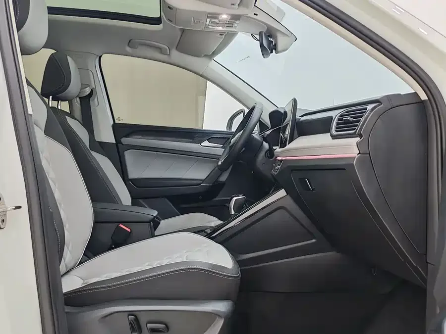 Volkswagen Tayron Tanyue 2023 280TSI 2WD Luxury Plus Advanced Edition 2023 — миниатюра 3