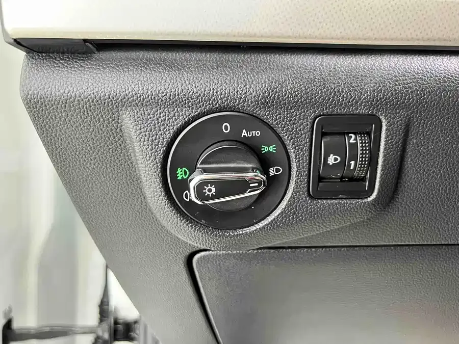Volkswagen Bora Bora 2023 200TSI DSG Joy-Drive PRO Edition 2023 — миниатюра 4