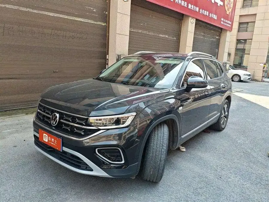 Volkswagen Tayron Tanyue 2023 280TSI 2WD Luxury Plus Advanced Edition 2022 — фото 1, купить с доставкой в Москву