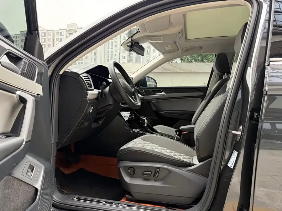 Volkswagen Tayron Tanyue 2023 330TSI 2WD Luxury Plus Advanced Edition 2023 — миниатюра 2