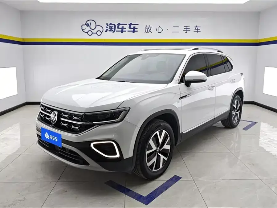 Volkswagen Tayron Tanyue 2024 330TSI 2WD Luxury Plus Advanced Edition 2025 — фото 1, купить с доставкой в Москву