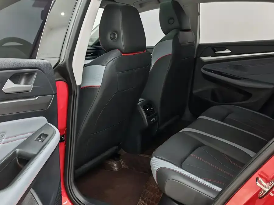 Volkswagen Lamando 2023 Lingdu Lingdu L 280TSI DSG Hot Edition 2023 — миниатюра 3