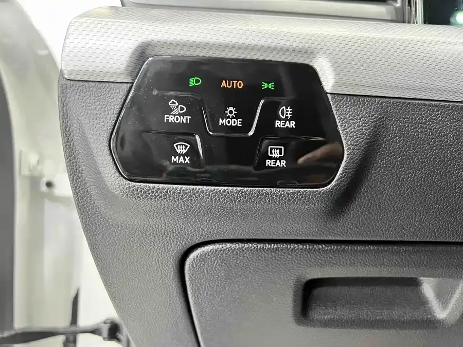 Volkswagen Lamando 2022 Lingdu Lingdu L 280TSI DSG Cool Edition 2022 — миниатюра 5