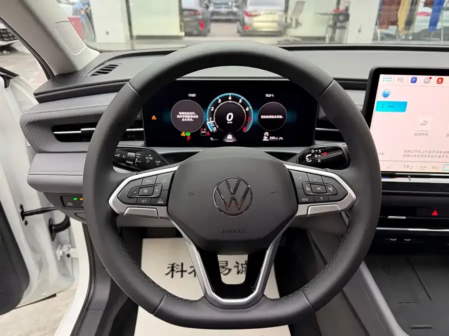 Volkswagen Lavida 2026 Volkswagen Lavida Pro 300TSI Starry Sky Smart Edition 2025 — миниатюра 3